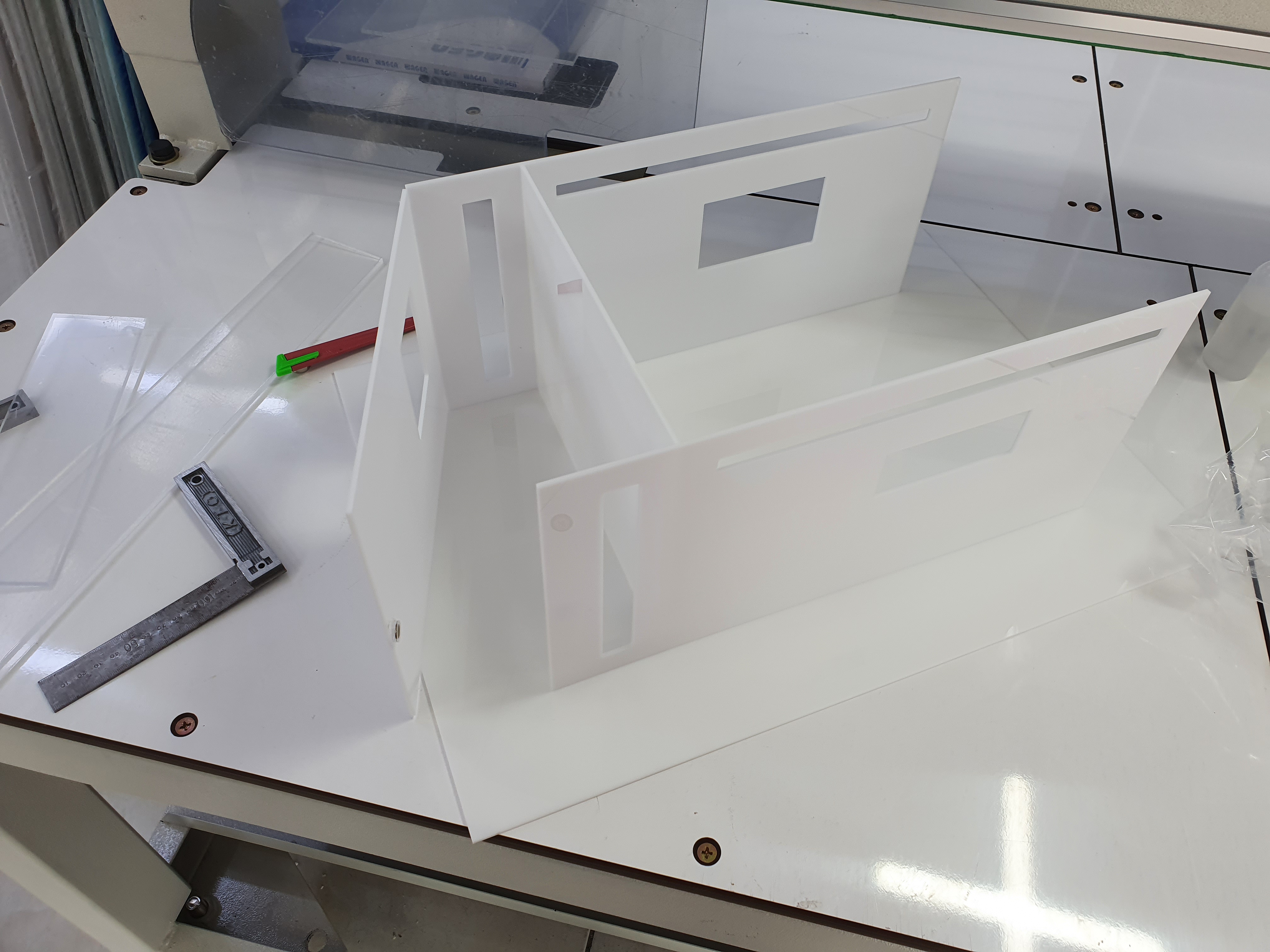 소로이아크릴 소개